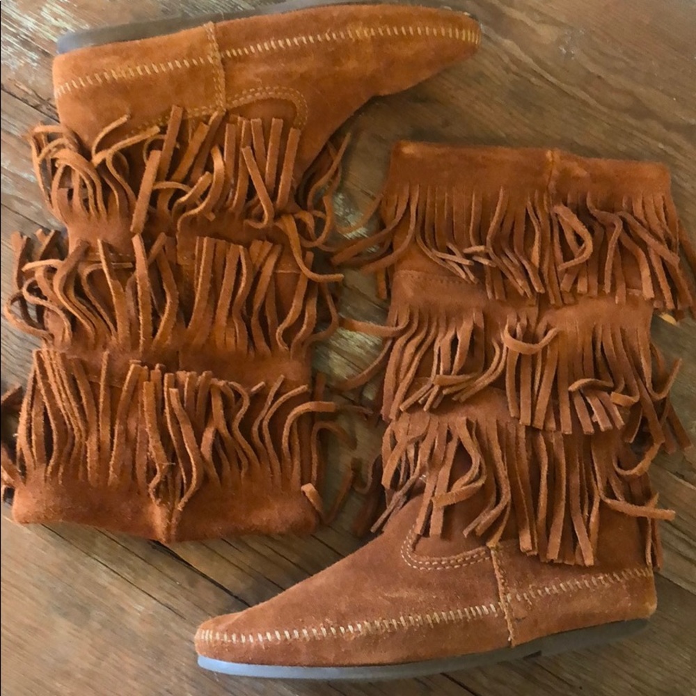 Brown Minnetonka Fringey Calf Height Suede Boot